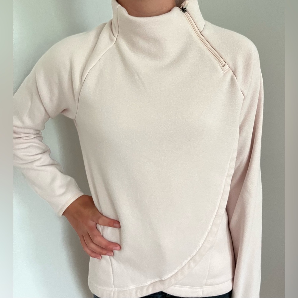 ATHLETA GIRL Sweatshirt